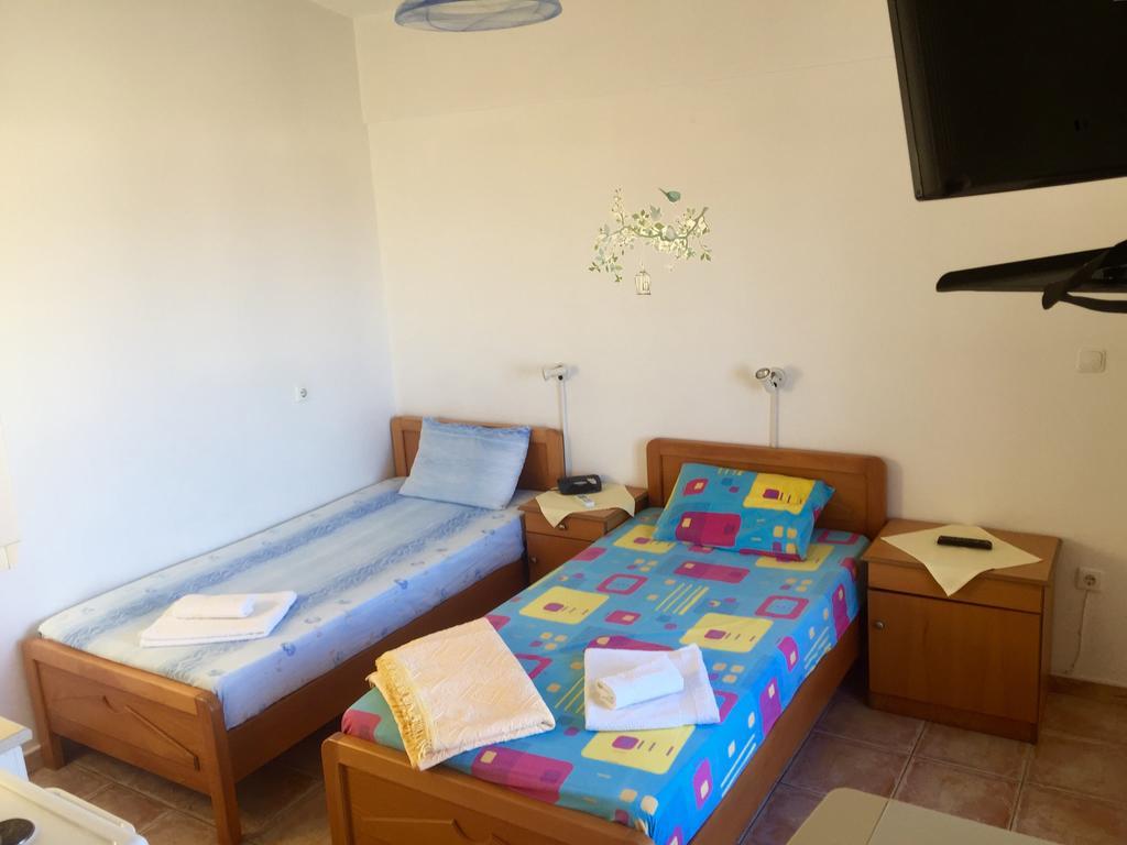 Dimitris Apartments Frý Esterno foto