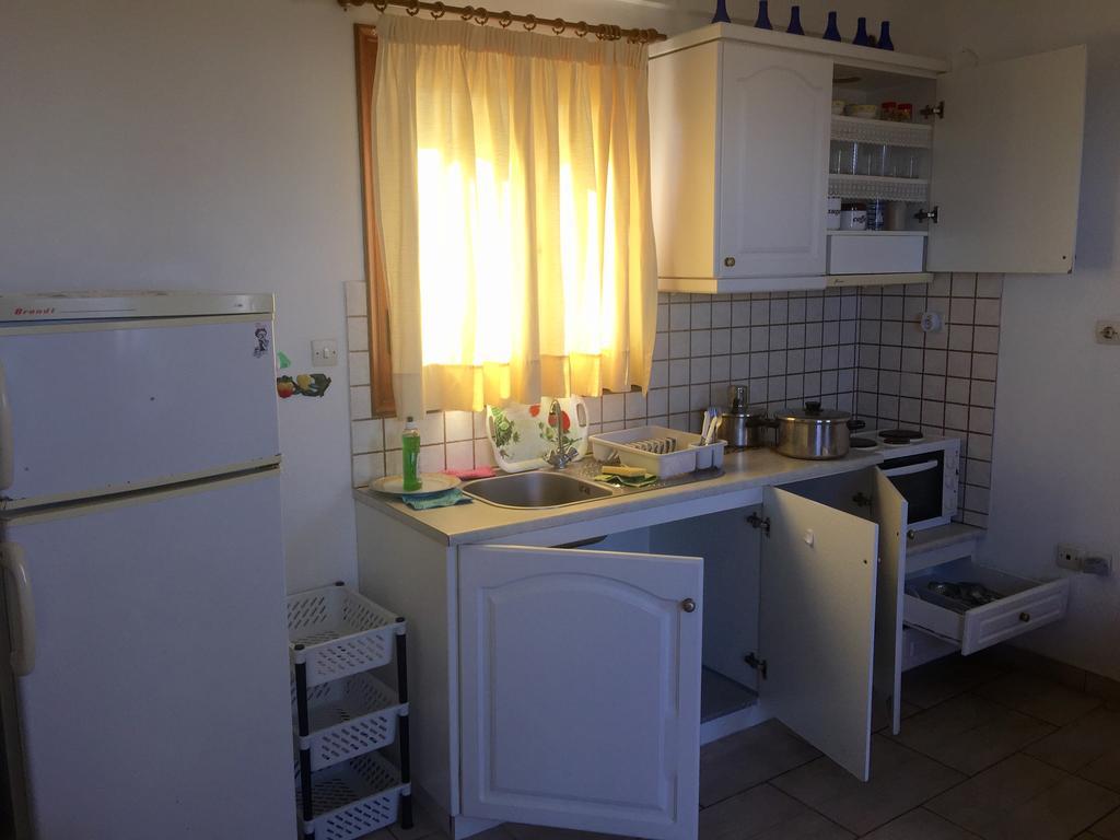 Dimitris Apartments Frý Esterno foto